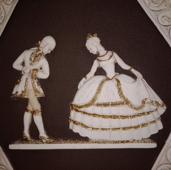Mid Century Chalkware Victorian Dancing Couple 14 1/2" by 16 1/4" - Picture 2 of 4